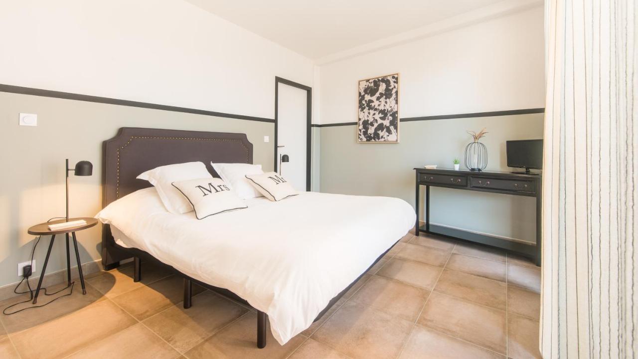 Open Sun Avec Jacuzzi Privatif Et Parking Prive Apartment Sarlat-la-Canéda Exterior photo